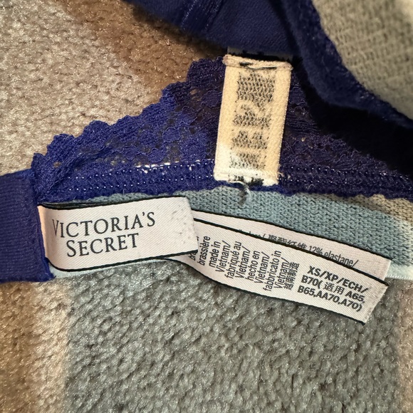 Victoria’s Secret XSmall Bralette - Picture 5 of 5